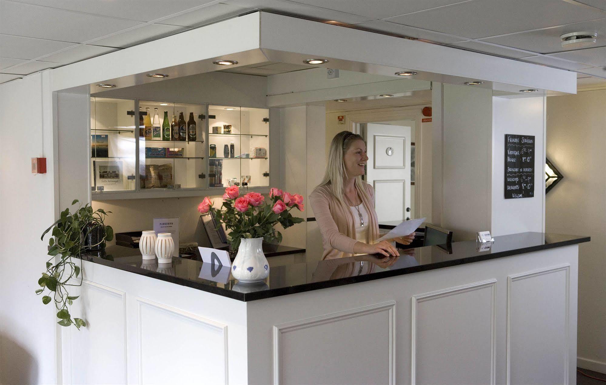 Hotell Bla Blom Gustavsberg Εξωτερικό φωτογραφία